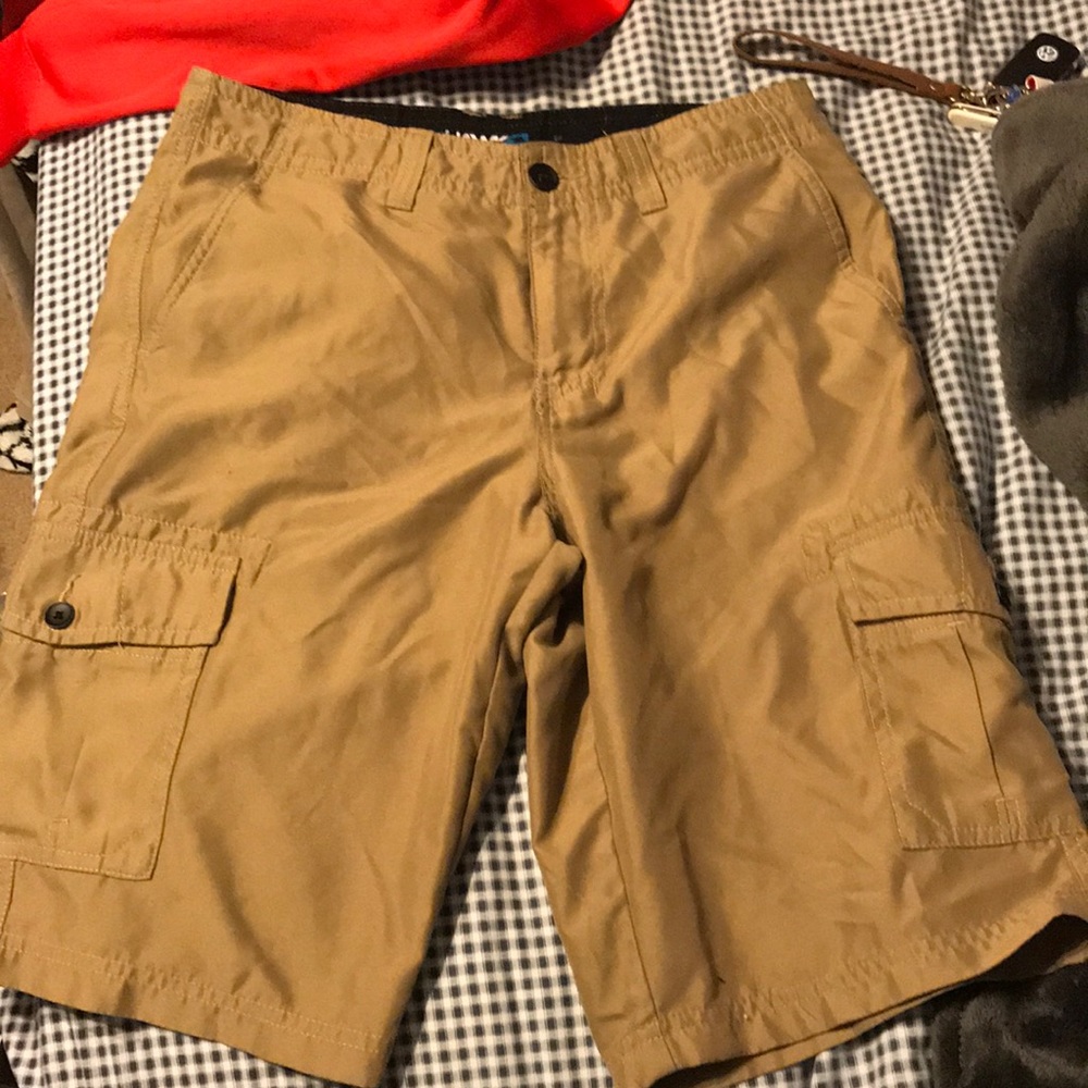 Men’s cargo shorts